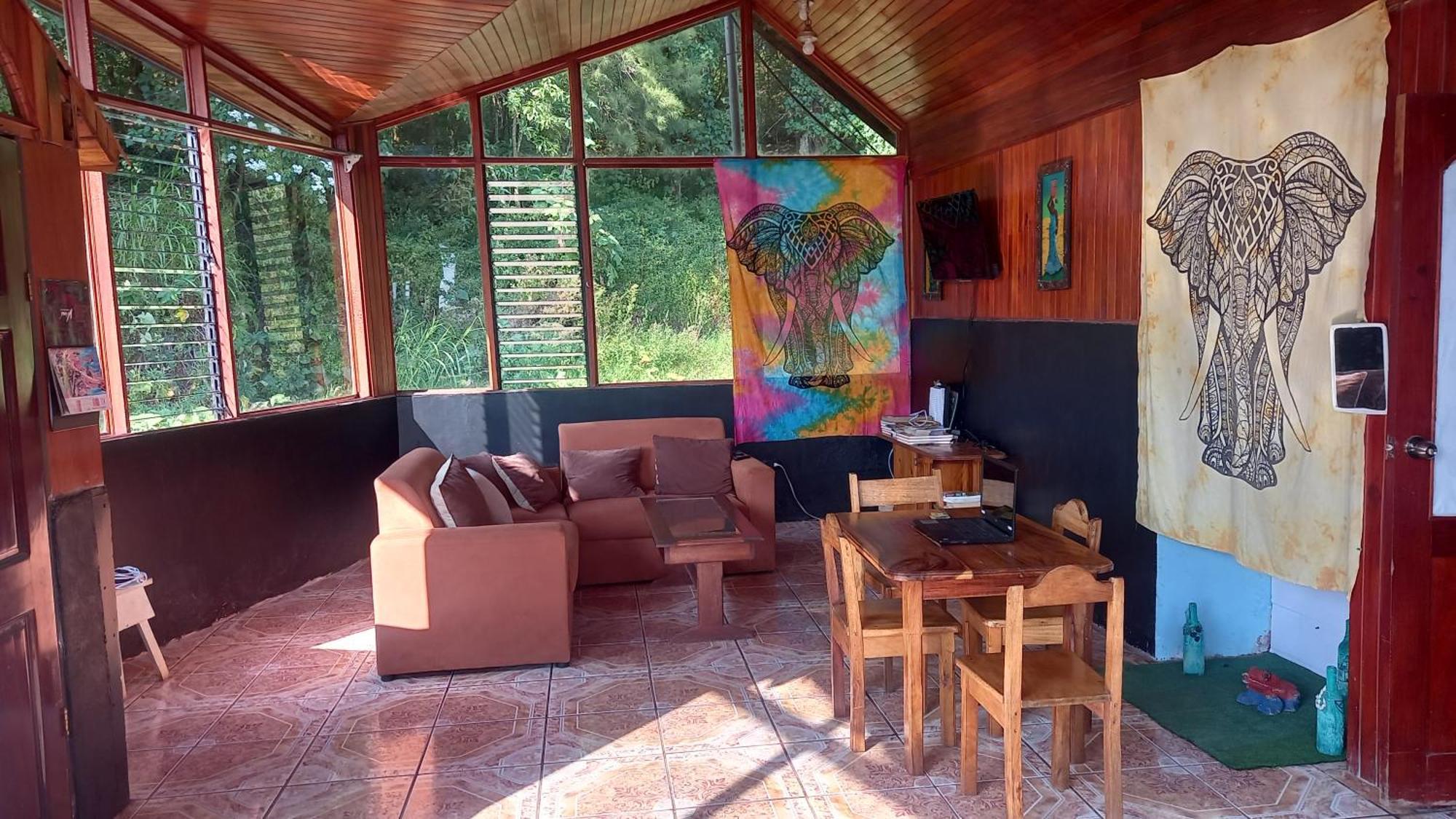 Hotel Finca Pantera Monteverde Exterior foto